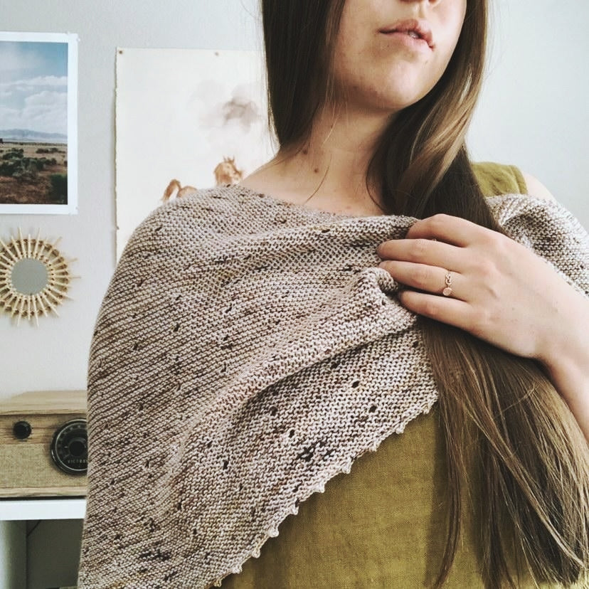 PRE-ORDER: Quail Feather Wrap Kit (Knit)