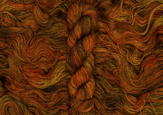 Yarn Box with spiral feed – Haley Creations