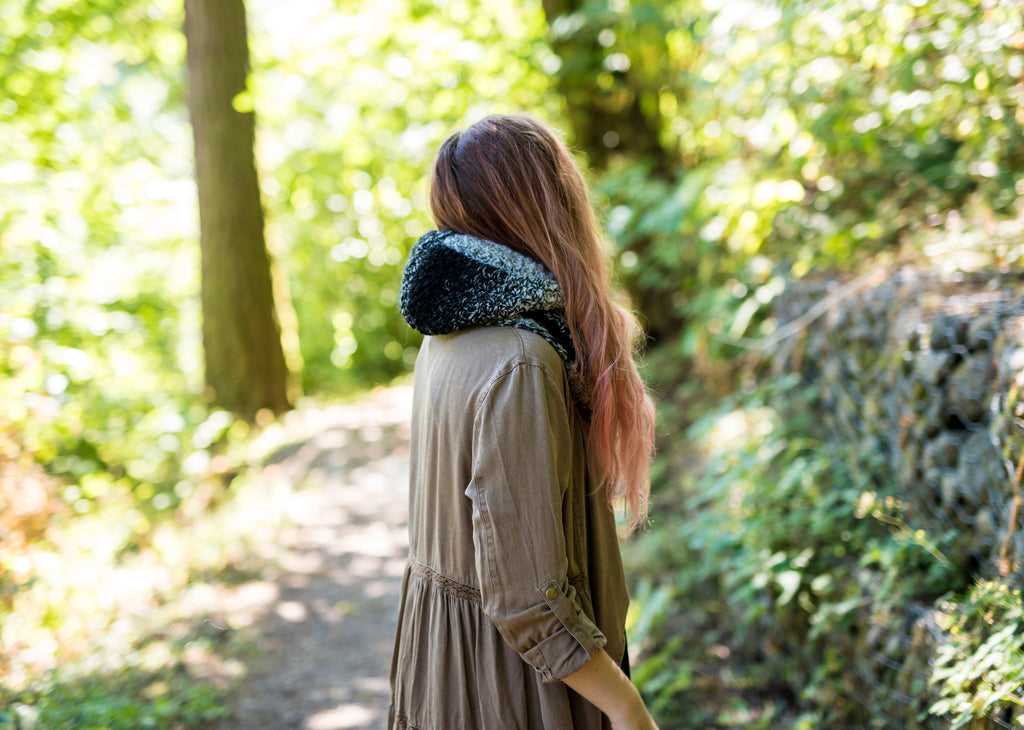 Crochet Pattern: The Magpie Hooded Scarf