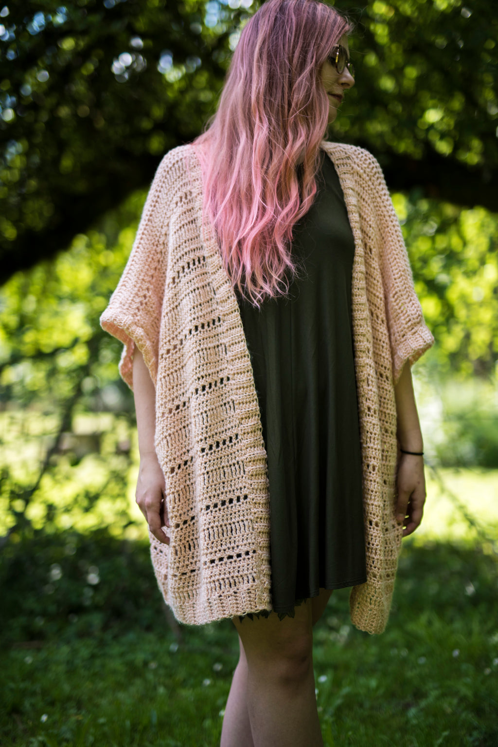 Crochet Pattern: The Rosefinch Cardigan